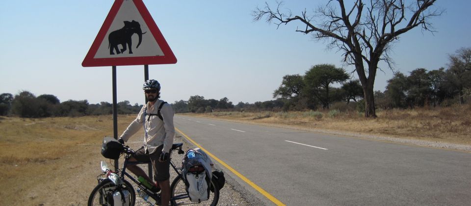 Cycling 2,500km unsupported through Southern Africa, Namibia, 29 yrs old